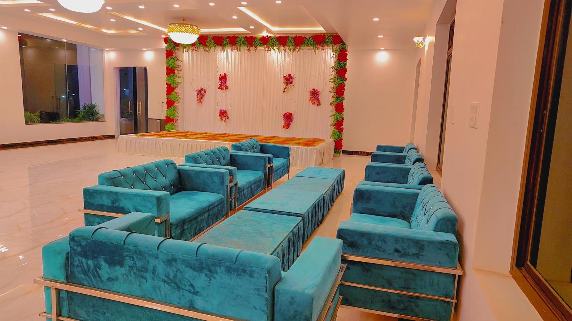 Awadh Samrat Resort Ayodhya Kültér fotó