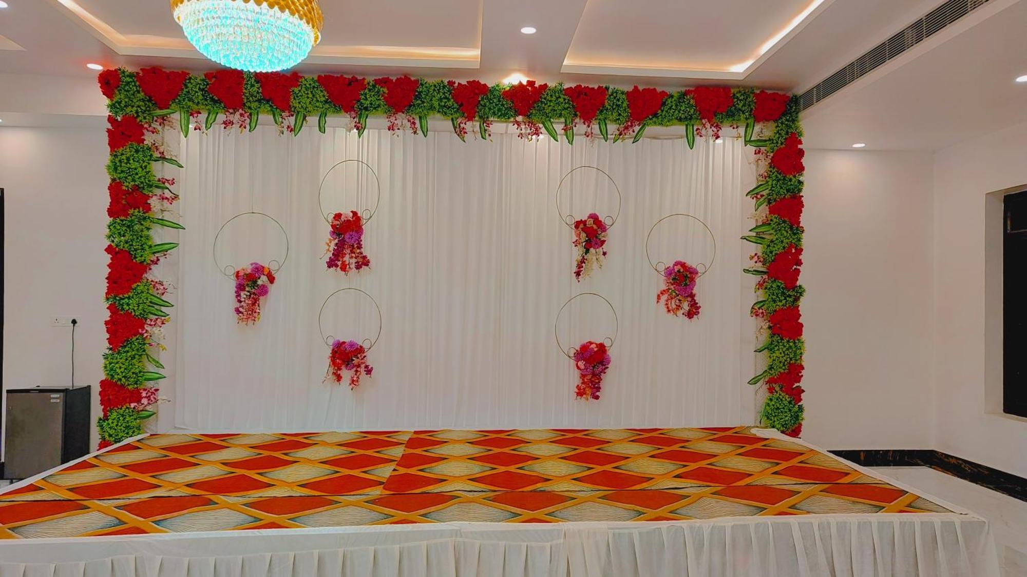 Awadh Samrat Resort Ayodhya Kültér fotó
