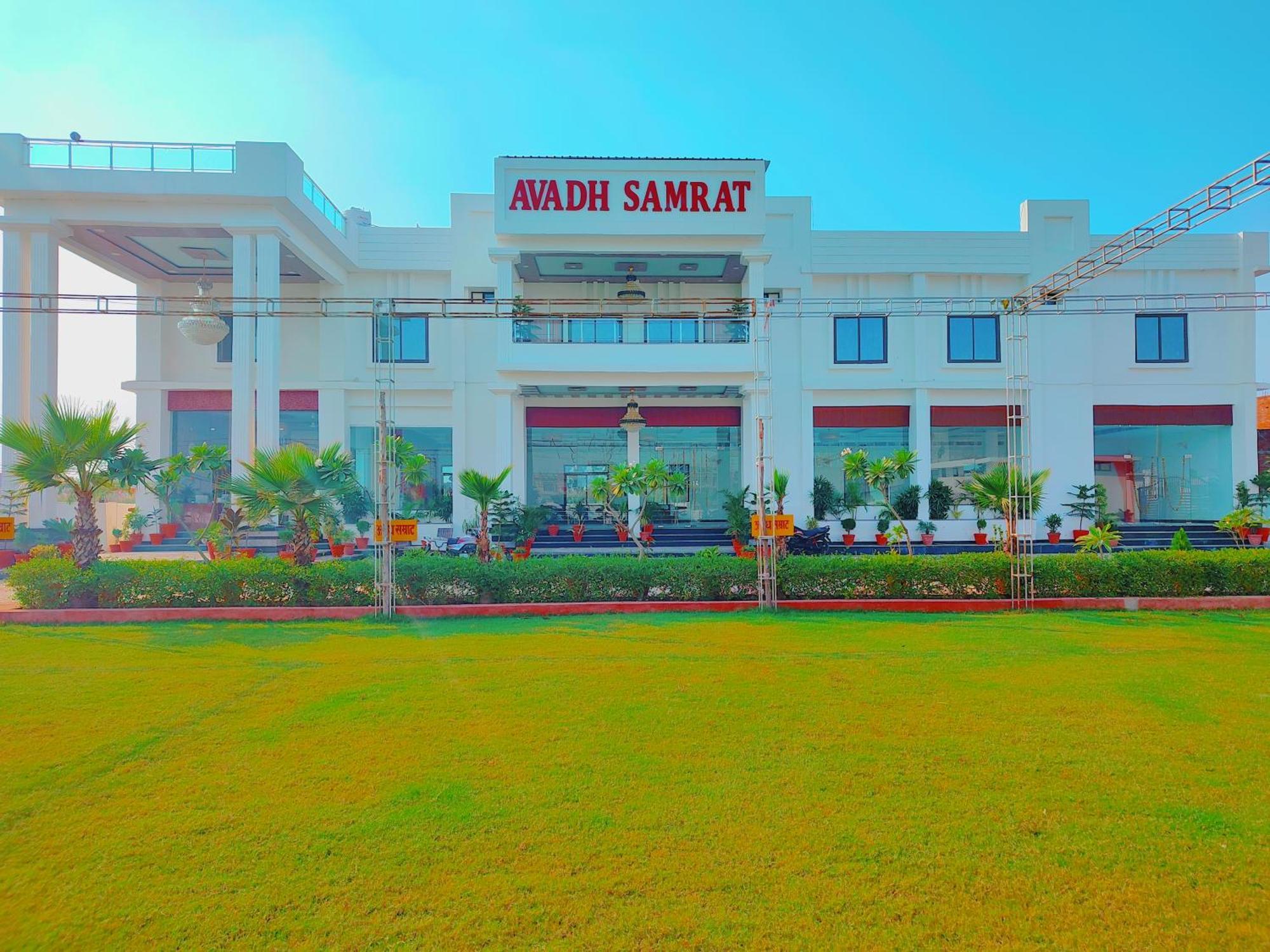 Awadh Samrat Resort Ayodhya Kültér fotó
